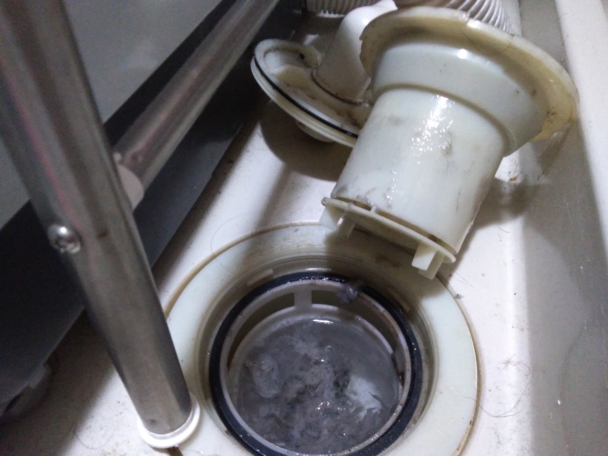 日立 洗濯機 ビートウォッシュ BEAT WASH 【BW-V80B】の「Ch」エラーは排水溝を掃除したら改善した – エンDIYアクアポ